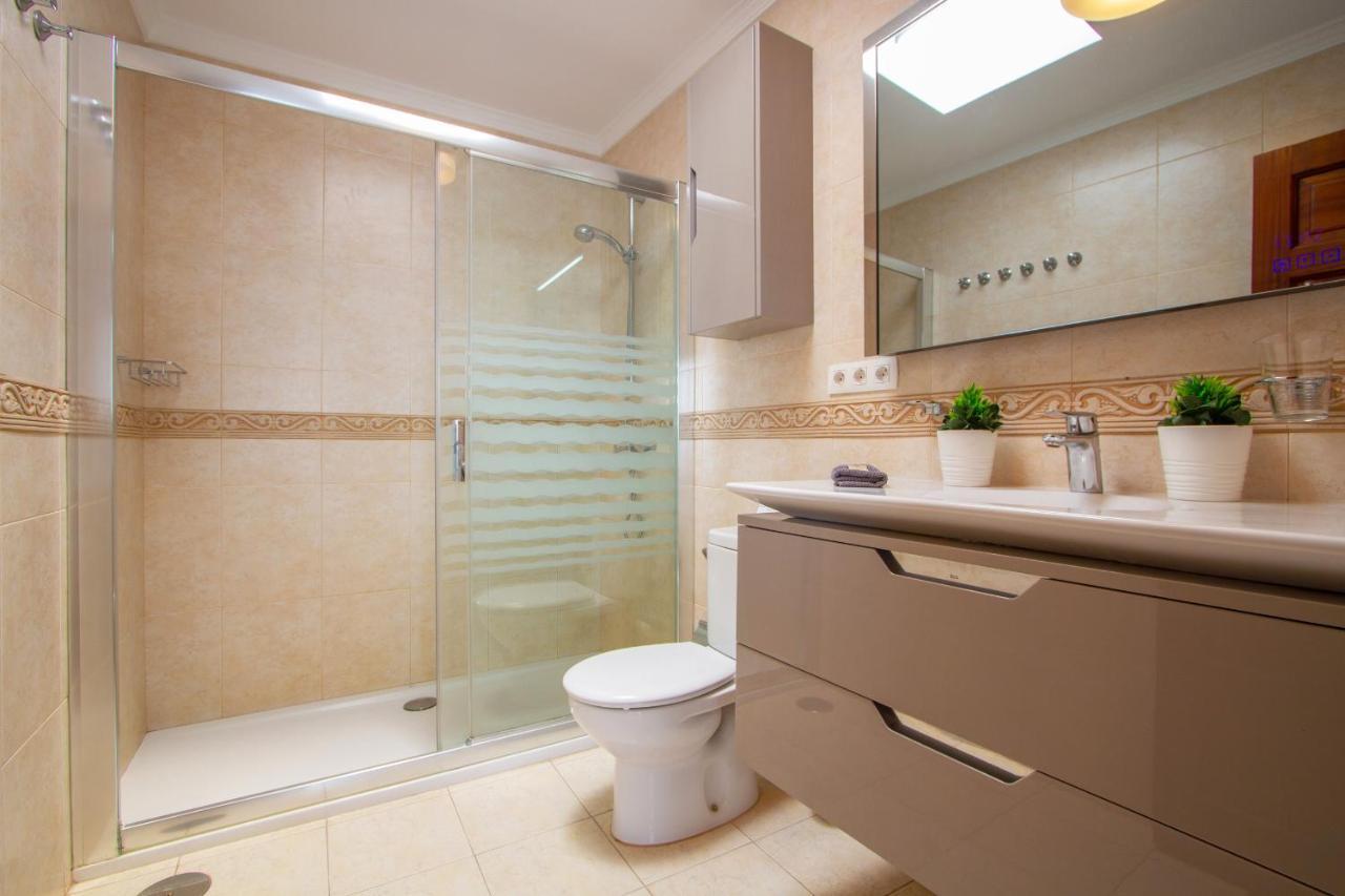 Atlantis Villa ปูแอร์โตกาเลโร ภายนอก รูปภาพ